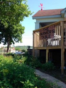 Farmerstableexterior